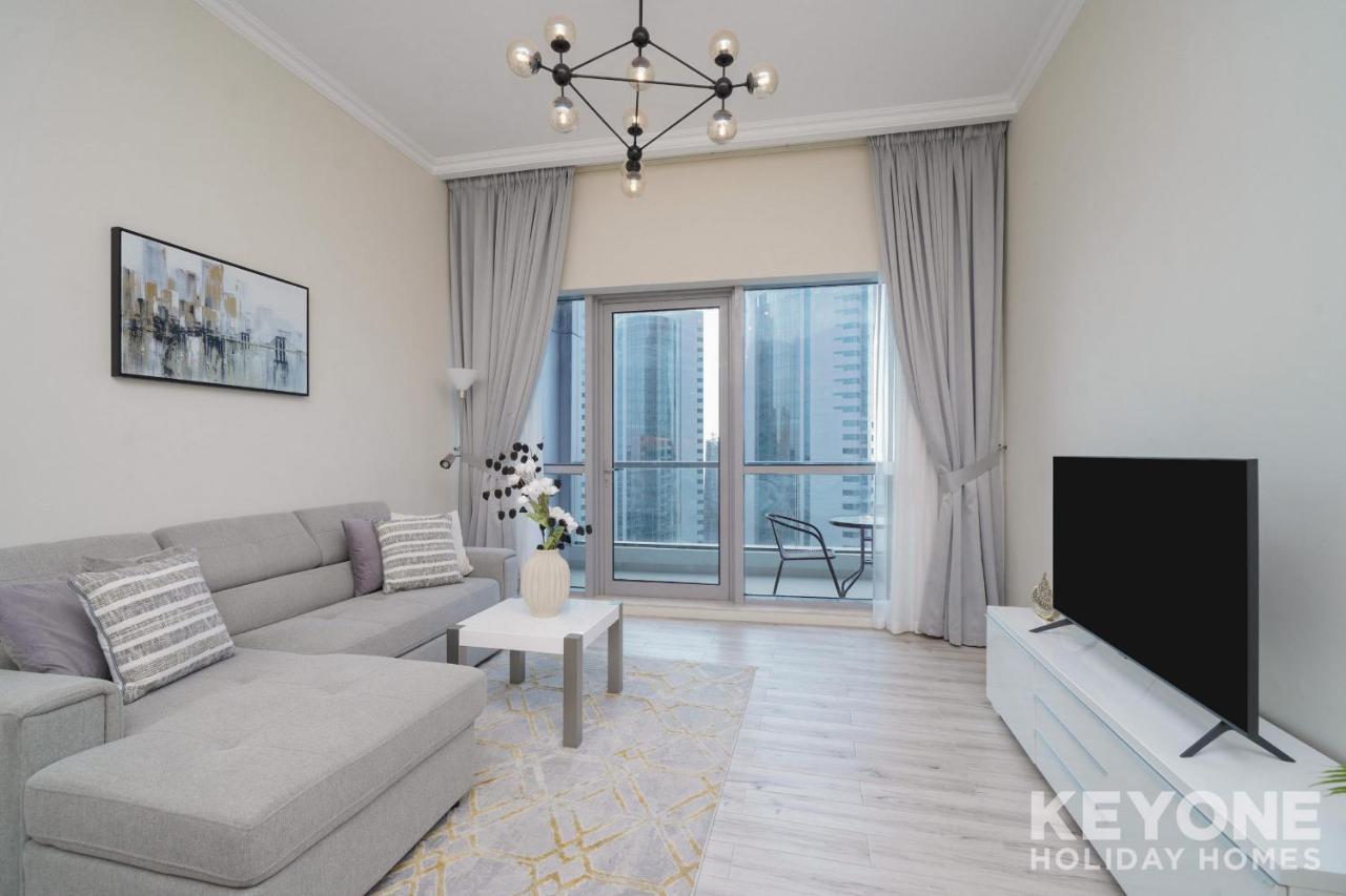 Апартаменти Chic Marina View Living In A Two Bedroom *
